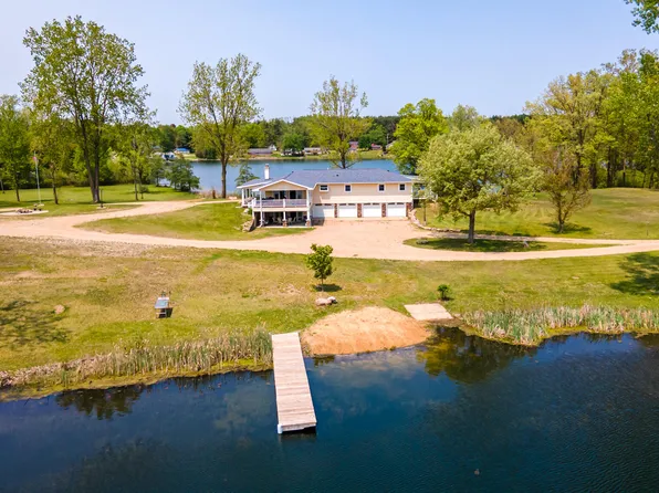 5720 Ridge Dr, Reading, MI 49274