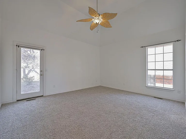 3929 Devon Dr — Photo 18