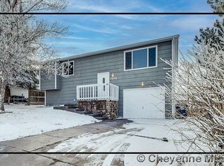 7010 Pasadena Rd, Cheyenne, WY 82009