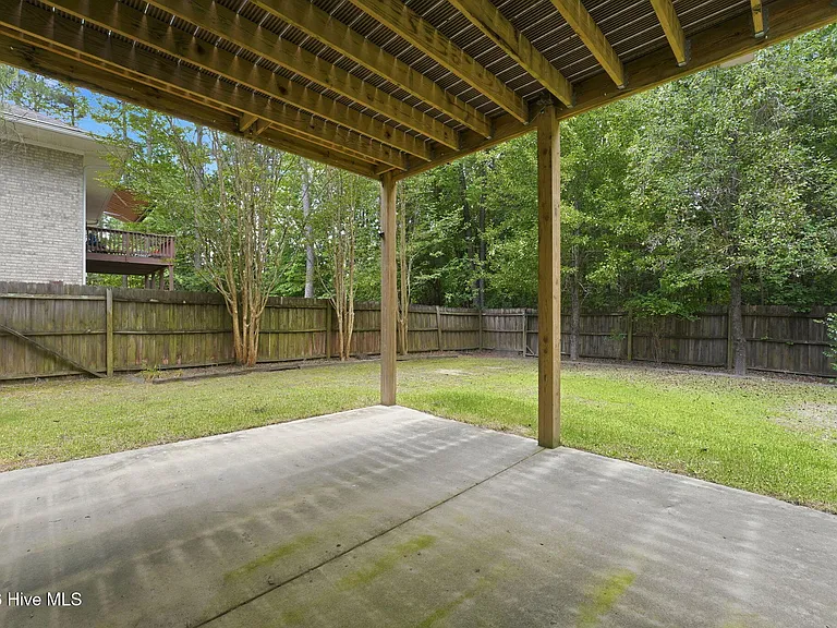 25 Kingswood Cir — Photo 56