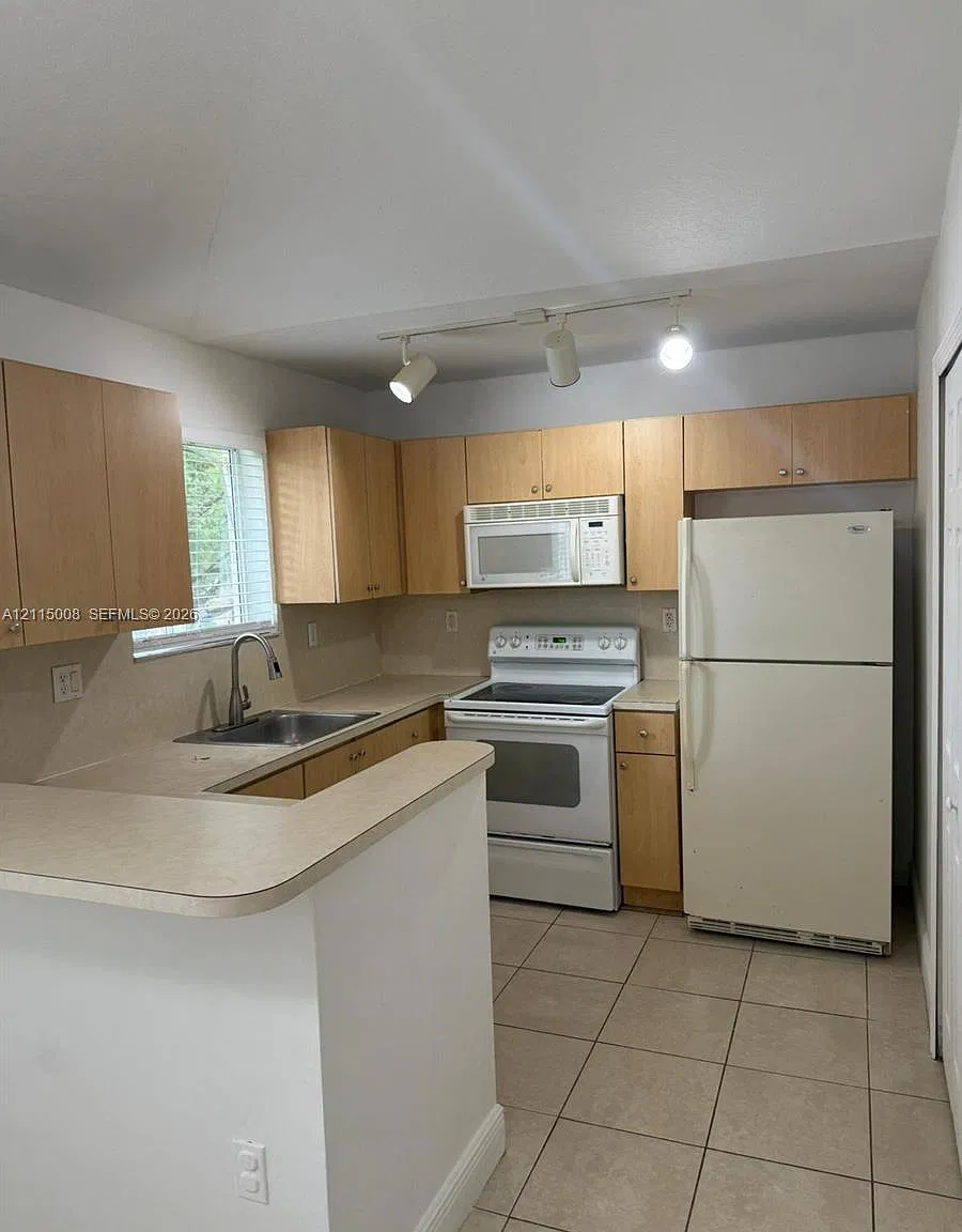 Venetia Gardens South Con — Photo 4