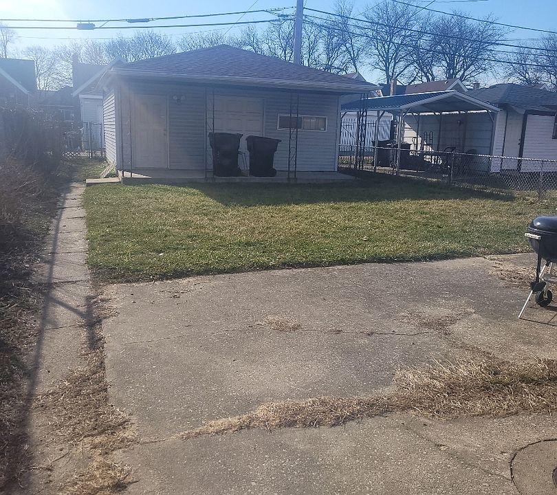 2nd image of 4837 W Lexington St