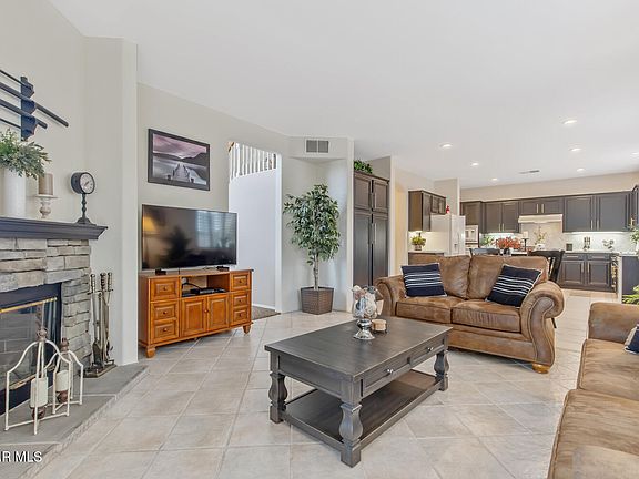 3rd image of 269 Cliffwood Dr