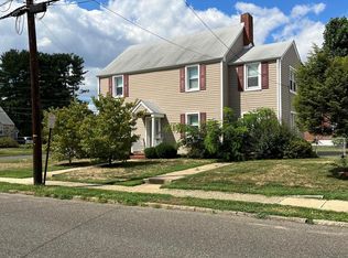 21 Helen Ave, Maple Shade, NJ 08052