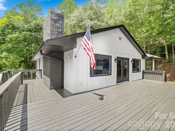 270 Blake Branch Rd, Sylva, NC 28779