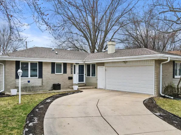 N84W18049 Lawrence AVENUE, Menomonee Falls, WI 53051