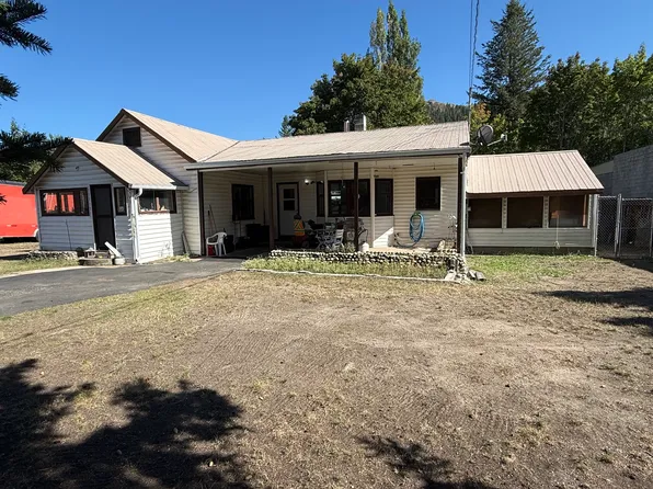 4562 Barriere Town Rd, Barriere, BC V0E 1E0