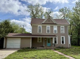 502 S Chautauqua St, Council Grove, KS 66846