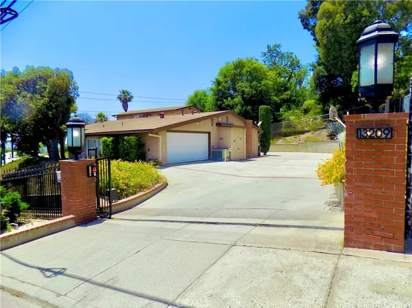 13209 Harding St, Sylmar, CA 91342