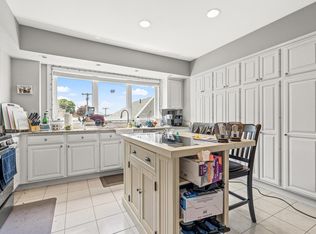 10 Chestnut St #2, Melrose, MA 02176