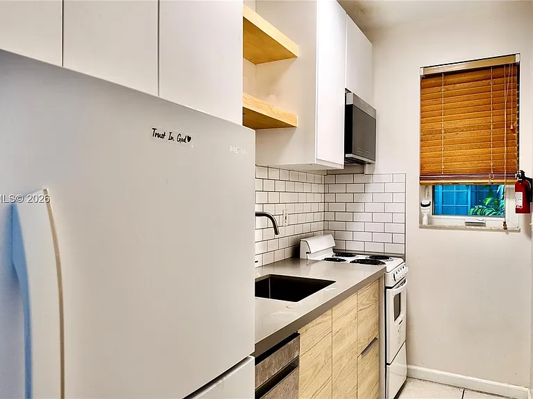 822 Lenox Ave #5 — Photo 6