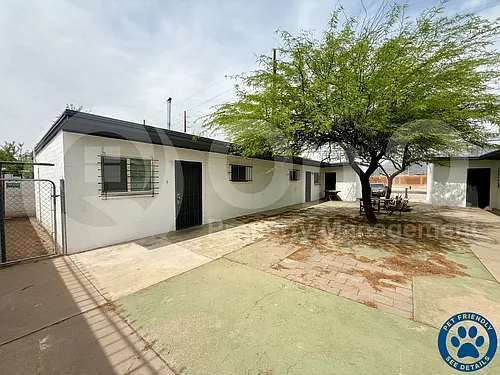 3564 E Kleindale Rd Photo 1