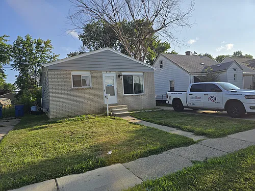 8509 Paige Ave Photo 1