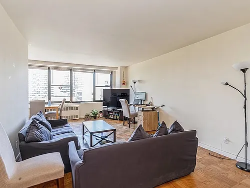 10 Huron Ave #8A Photo 1