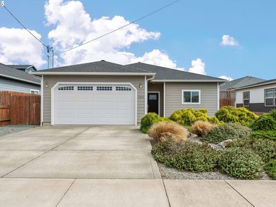 1065 Crocker St, Coos Bay, OR, 97420