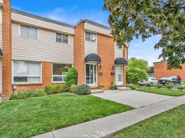 301 Victoria St S #D, Amherstburg, ON N9V 3B3