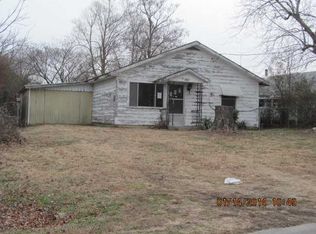 607 S Mock St, Prairie Grove, AR 72753