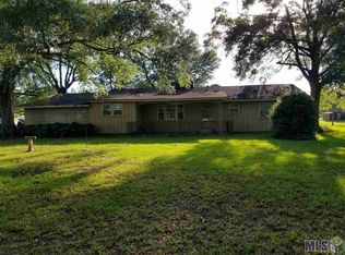10140 Lockhart Rd, Denham Springs, LA 70726