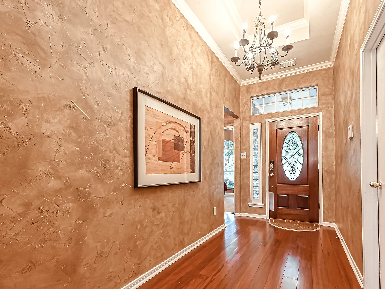 3 bed/2 bath home! — Photo 3