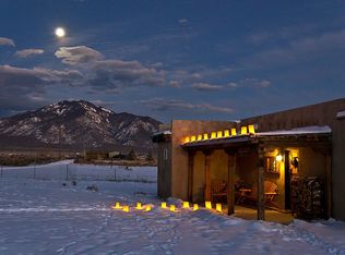 206 Valencia Rd, El Prado, NM 87529