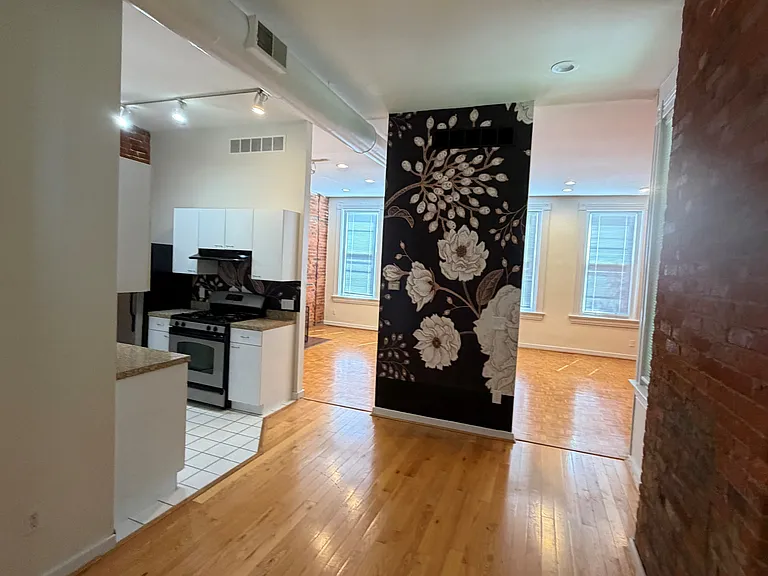 1047 Saint Gregory St #2 — Photo 4