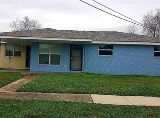 4939 Rhodes Dr, New Orleans, LA 70126