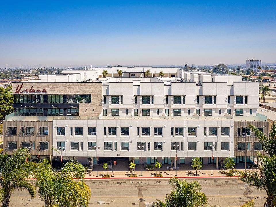 Building Photo 5