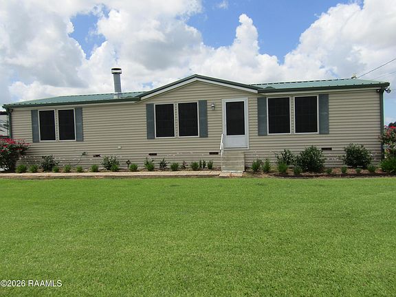 2nd image of 4812 Autumn Ln