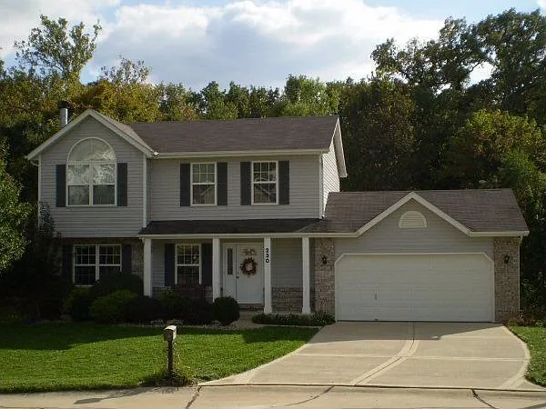 230 Aspen Point photo 1