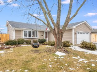 805 S Cooper Rd, New Lenox, IL 60451