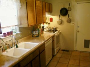 5232 Queen Anne Rd, Charlotte, NC 28217