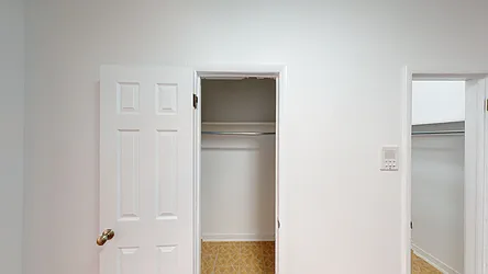 Sold by Thomas Lipovetsky, LREB