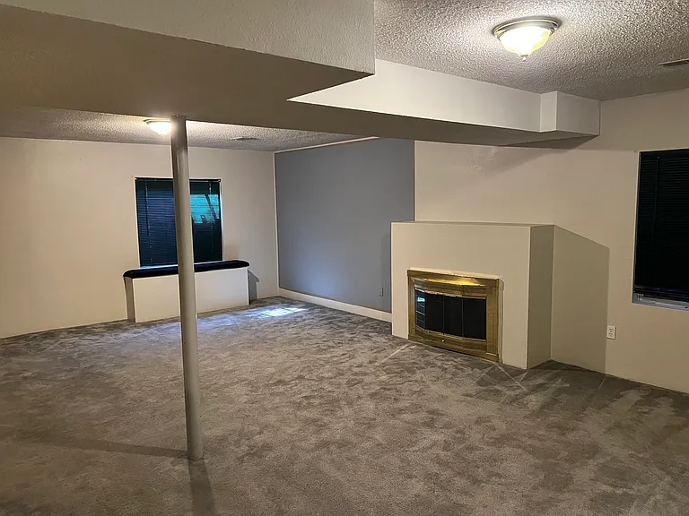 10525 Birch St — Photo 12