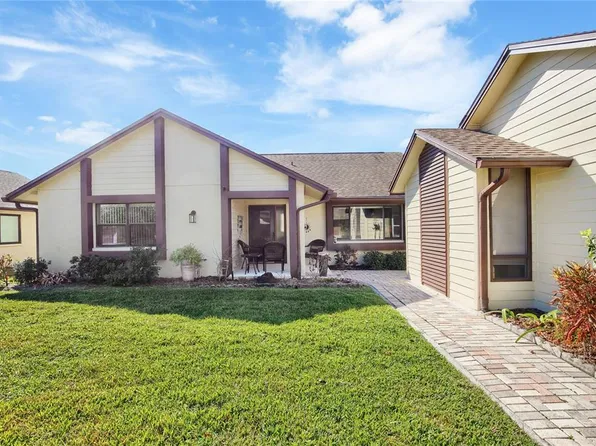 2217 Sequoia Dr, Clearwater, FL 33763