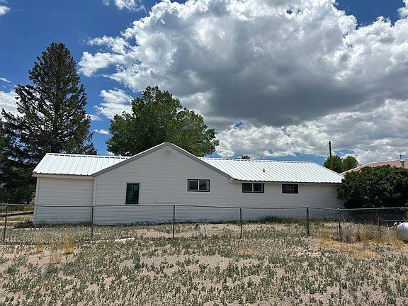 4th image of 341 Manzanares Ln