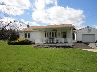 193 Cranberry Rd, Grove City, PA 16127