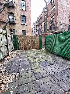 Rented by Bond New York | media 1