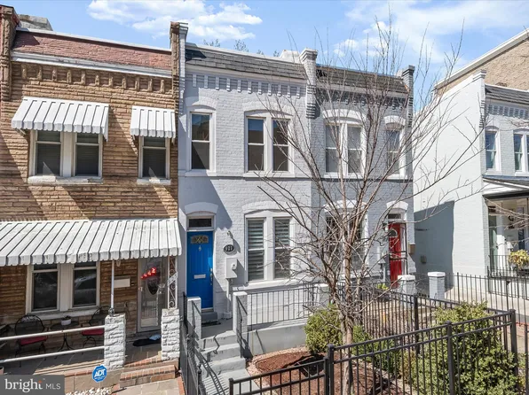 921 5th St SE, Washington, DC 20003
