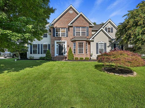 55 Orchard Grove Ct