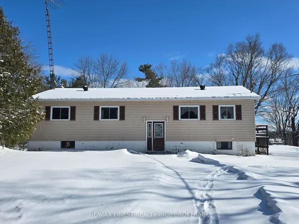 1182 Clement Rd, Central Frontenac, ON K0H 2P0