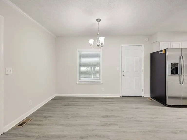 412 Cathy Jo Cir — Photo 4