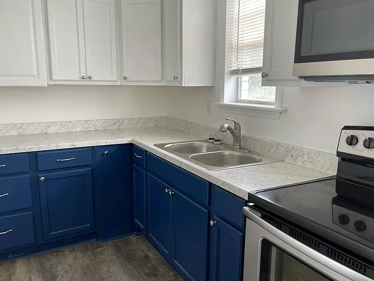 35 N Idlewild St #3 — Photo 2