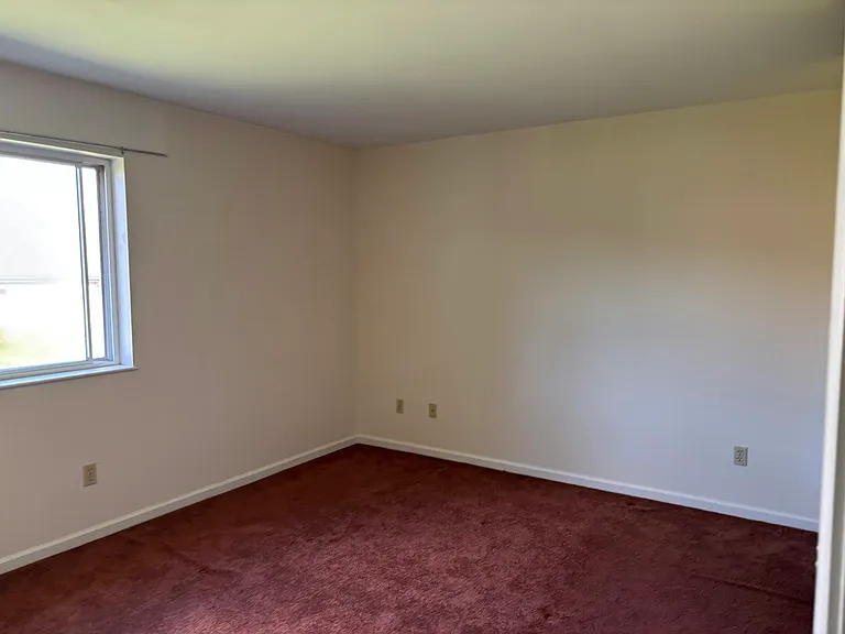 108 Glen Combe Cir #0 — Photo 8