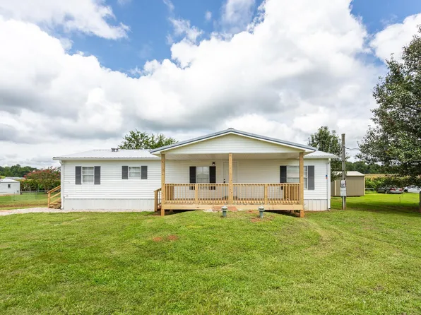 143 Tiffaney Ln, Ohatchee, AL 36271