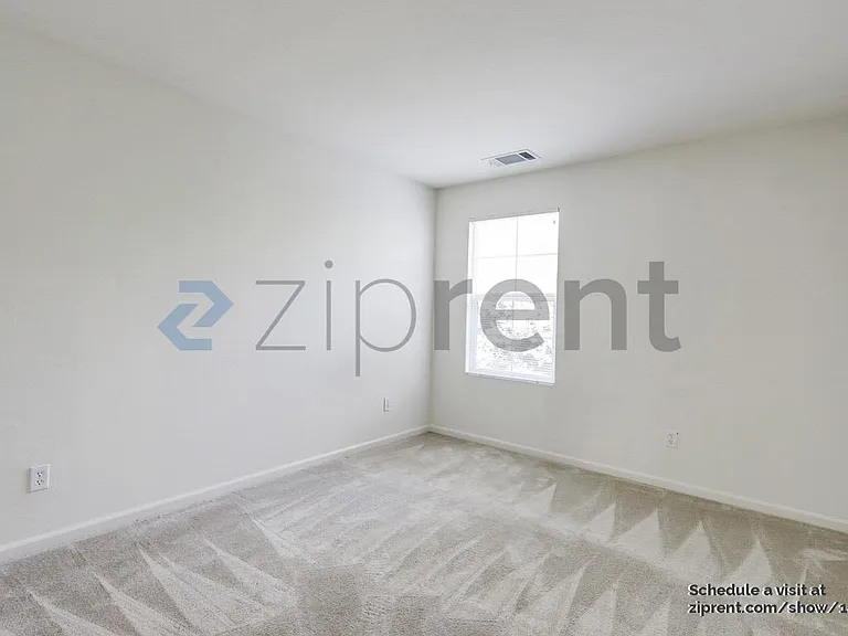 107 San Juan Batista St — Photo 13