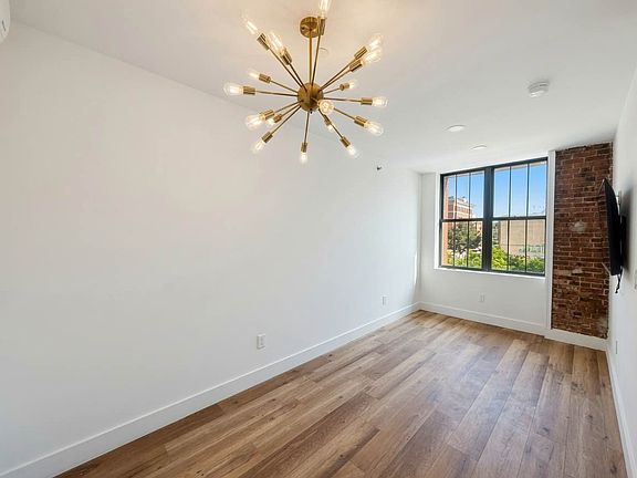 2nd image of 16 Howard Ave APT 3F