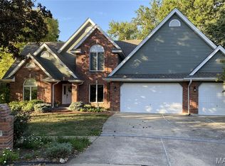 107 Capitol Ct, Saint Charles, MO 63301