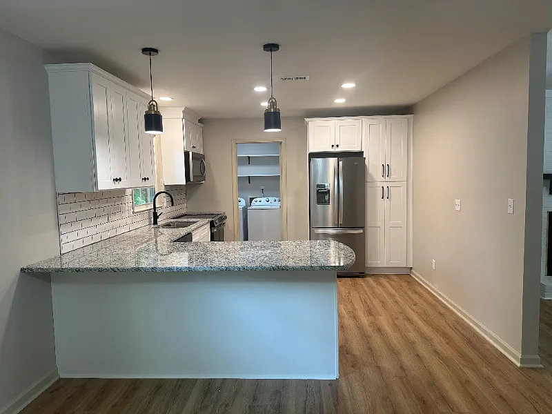 3 bed, 1550 sqft, $1,950 — Photo 3