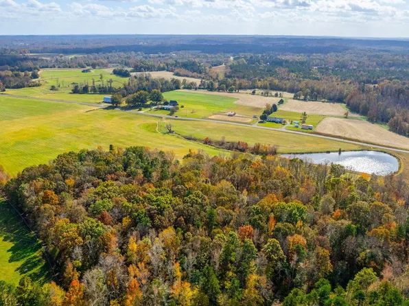 6810 Sawyer Rd #1, Liberty, NC 27298
