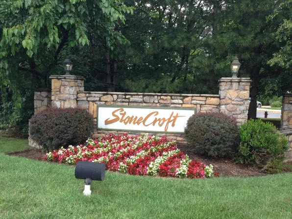 4413 Fair Stone Dr APT 304, Fairfax, VA 22033